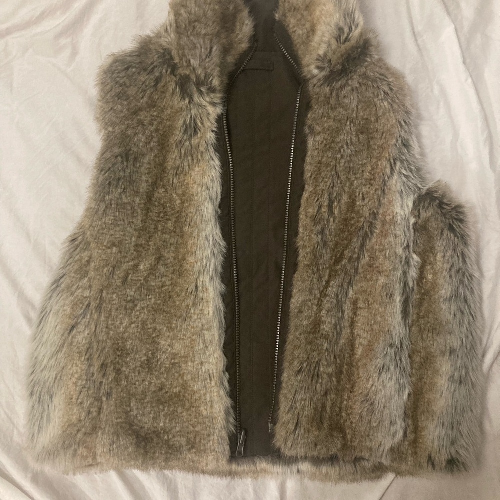 weatherproof vintage faux brown/gray Fur y2k Vest with Zipper